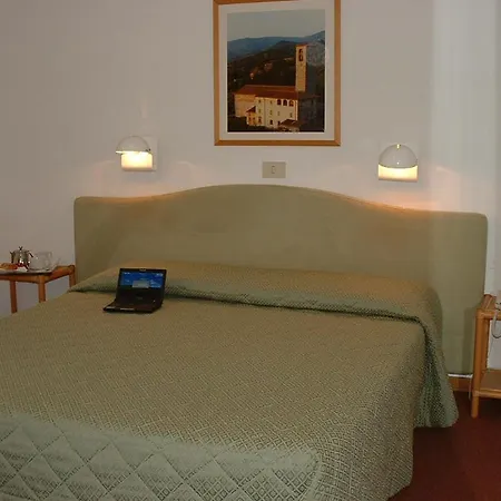 فندق Barberino 3*